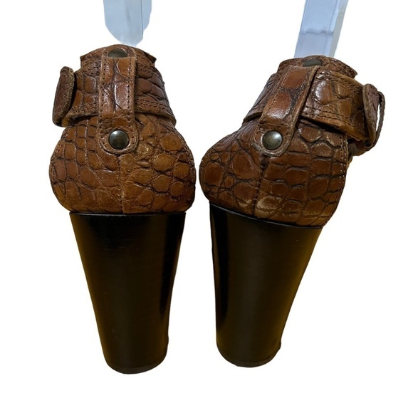 Stuart Weitzman 6.5 Brown Leather Heel Sandal Shoes - Picture 3 of 7